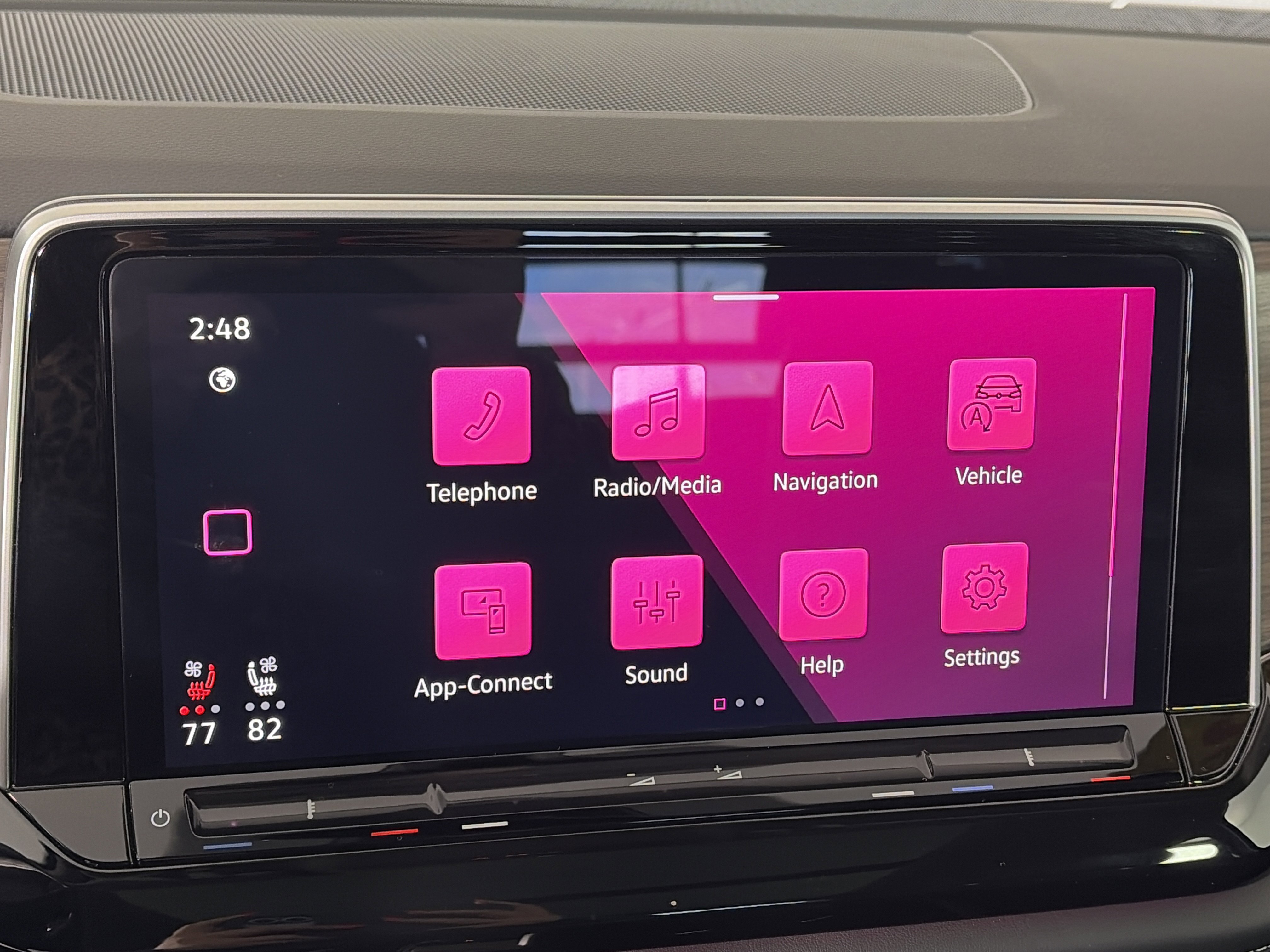 Used 2025 Volkswagen Atlas SEL image 22