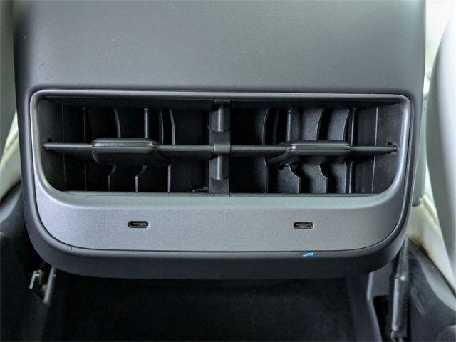 Used 2023 Tesla Model Y Long Range image 16