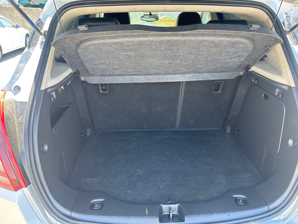 Used 2021 Buick Encore Preferred FWD image 11