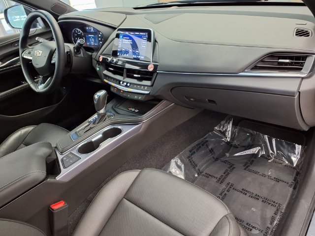 Used 2026 Cadillac CT4 Premium Luxury RWD image 9