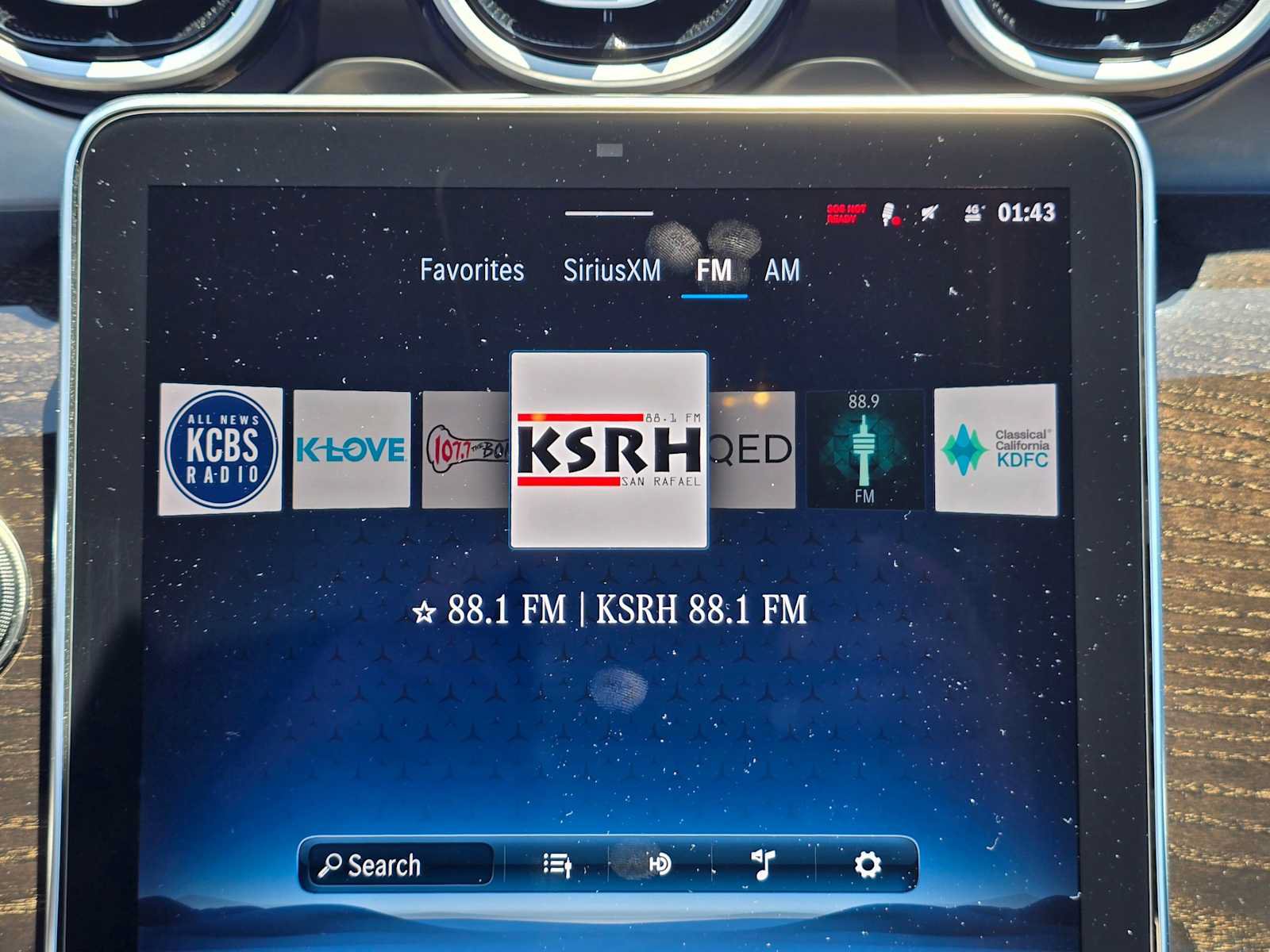 Used 2025 Mercedes-Benz GLC 300 image 27