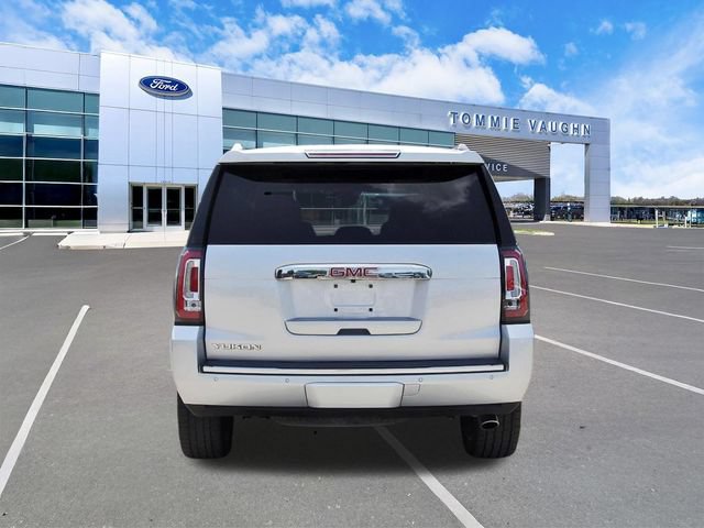 Used 2018 GMC Yukon Denali w/ Denali Ultimate Package RWD image 3