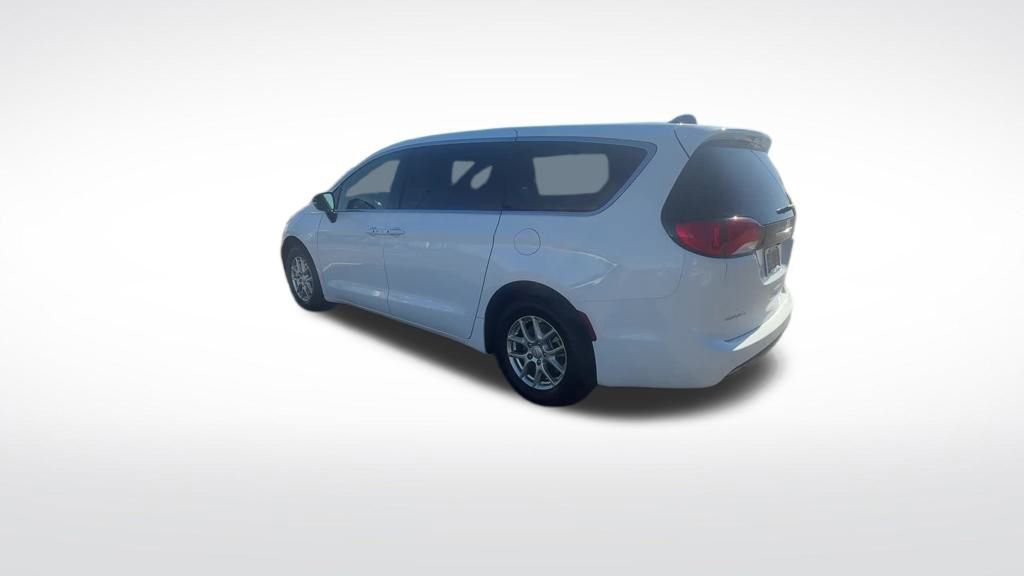 New 2026 Chrysler Voyager LX image 34