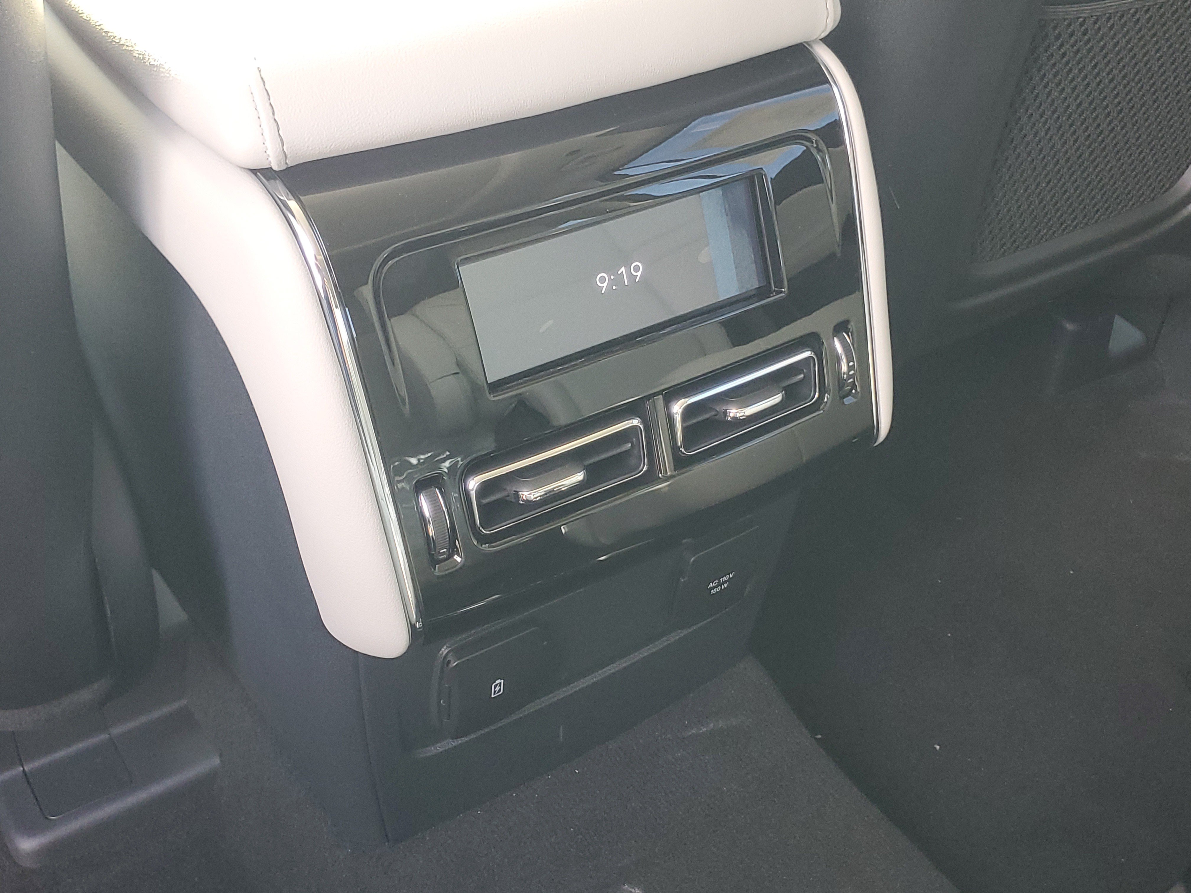 New 2026 Lincoln Aviator AWD image 25