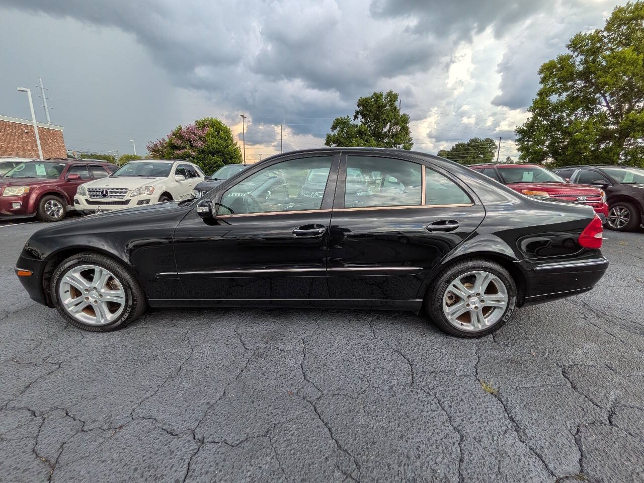 Used 2006 Mercedes-Benz E 350 4MATIC Sedan image 26