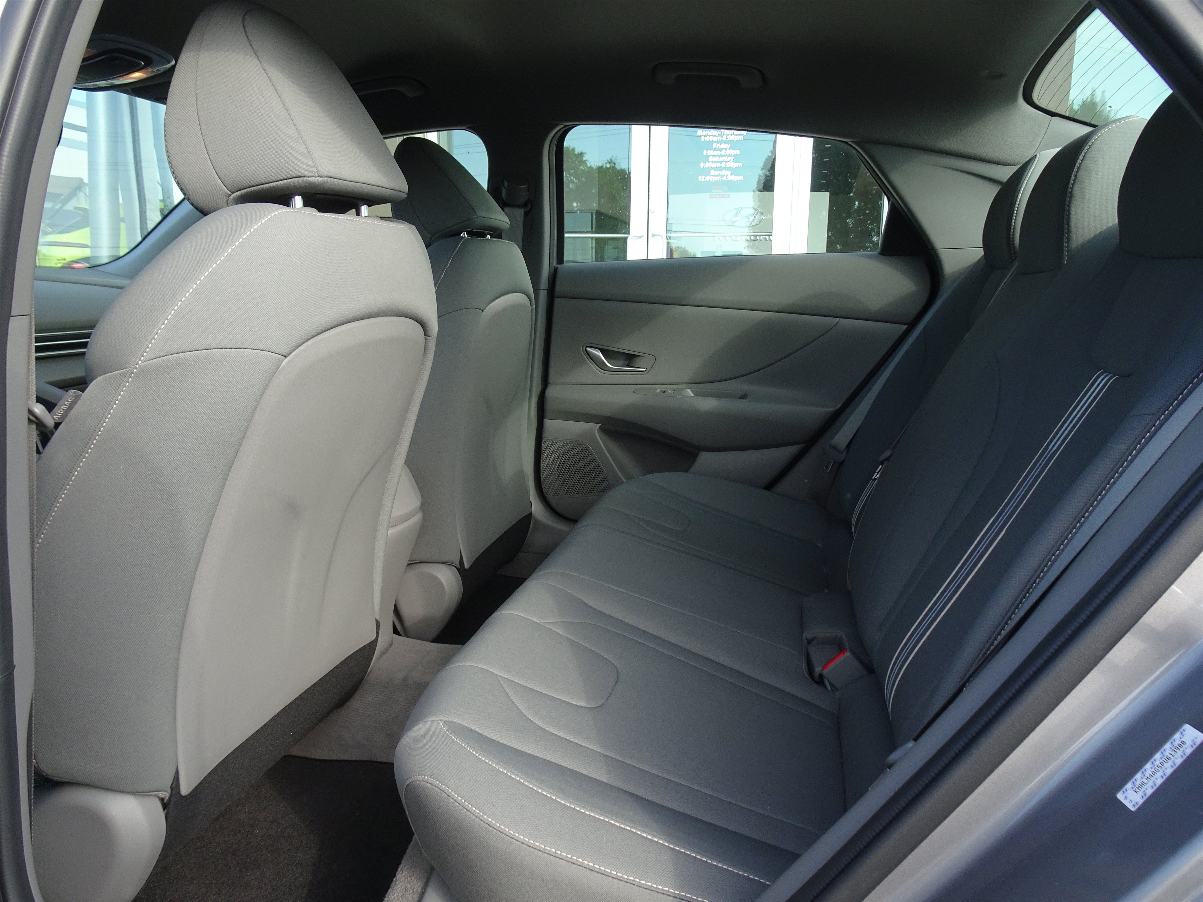 Used 2023 Hyundai Elantra SEL FWD image 14