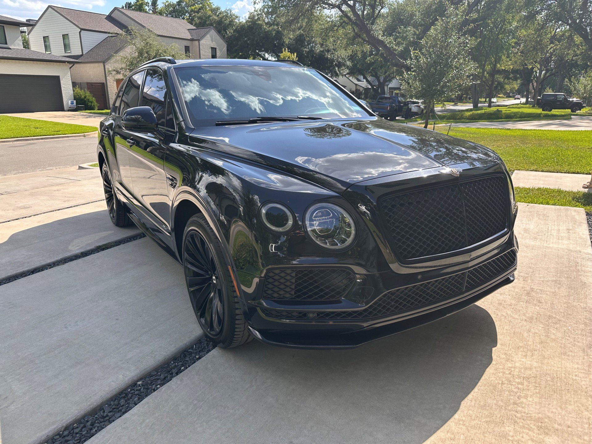 Used 2020 Bentley Bentayga Speed AWD/4WD video 2