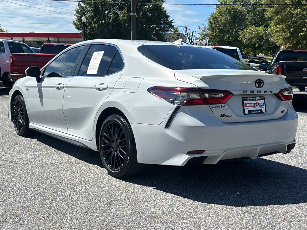 Used 2024 Toyota Camry SE w/ Convenience Package FWD image 7