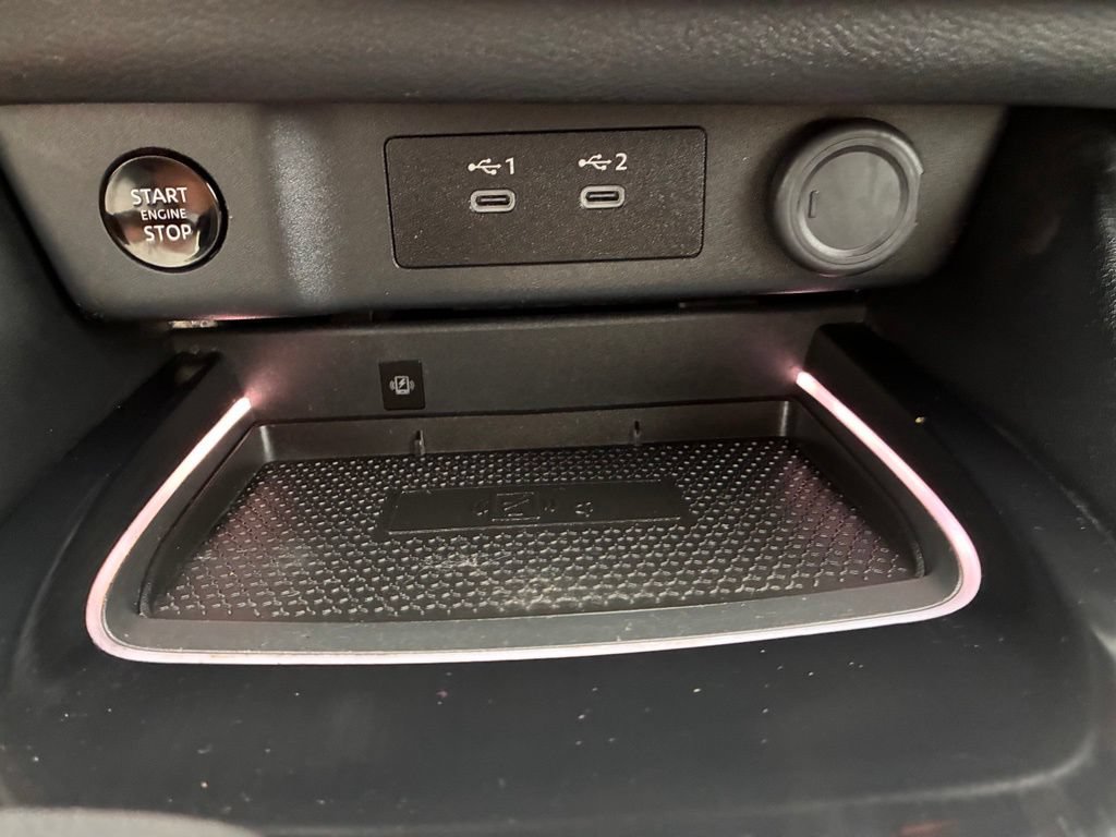 Used 2024 Nissan Rogue Platinum FWD image 33