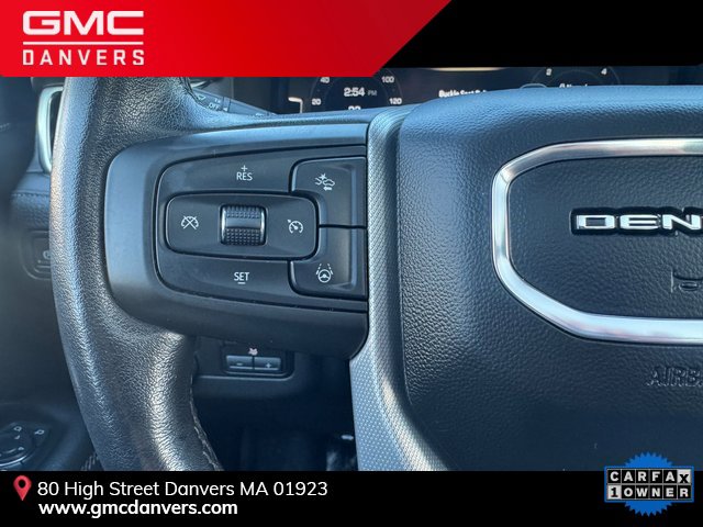 Used 2023 GMC Yukon Denali w/ Advanced Technology Package image 10