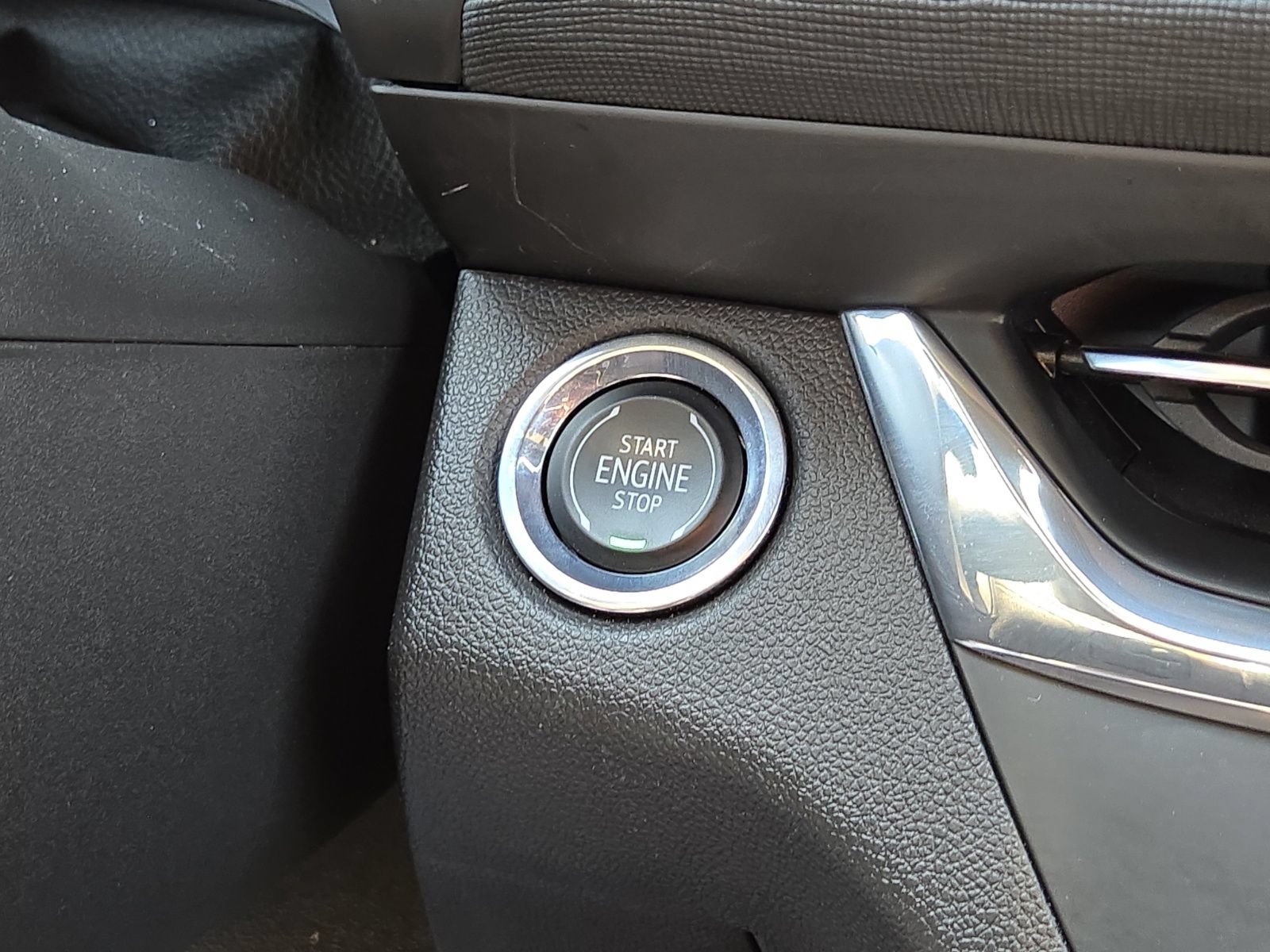 Used 2025 Buick Envista Sport Touring FWD image 31
