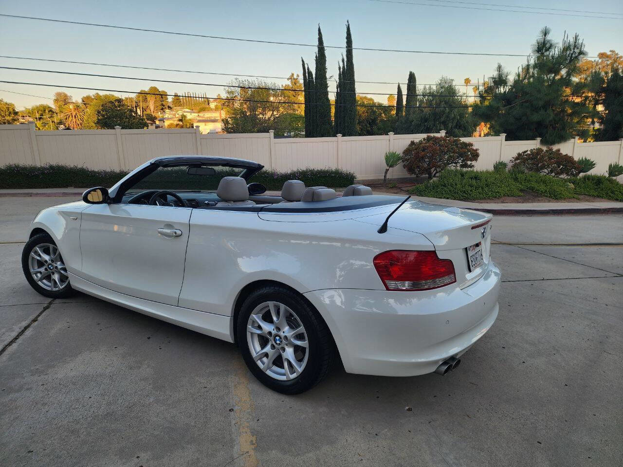 Used 2008 BMW 128i Convertible image 26