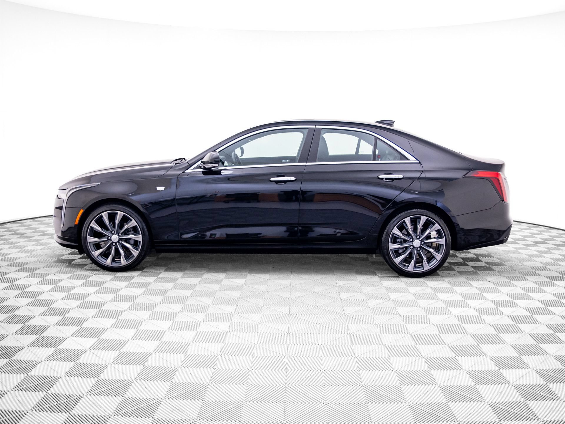 Certified 2024 Cadillac CT4 Luxury w/ Sun And Sound Package AWD/4WD image 2