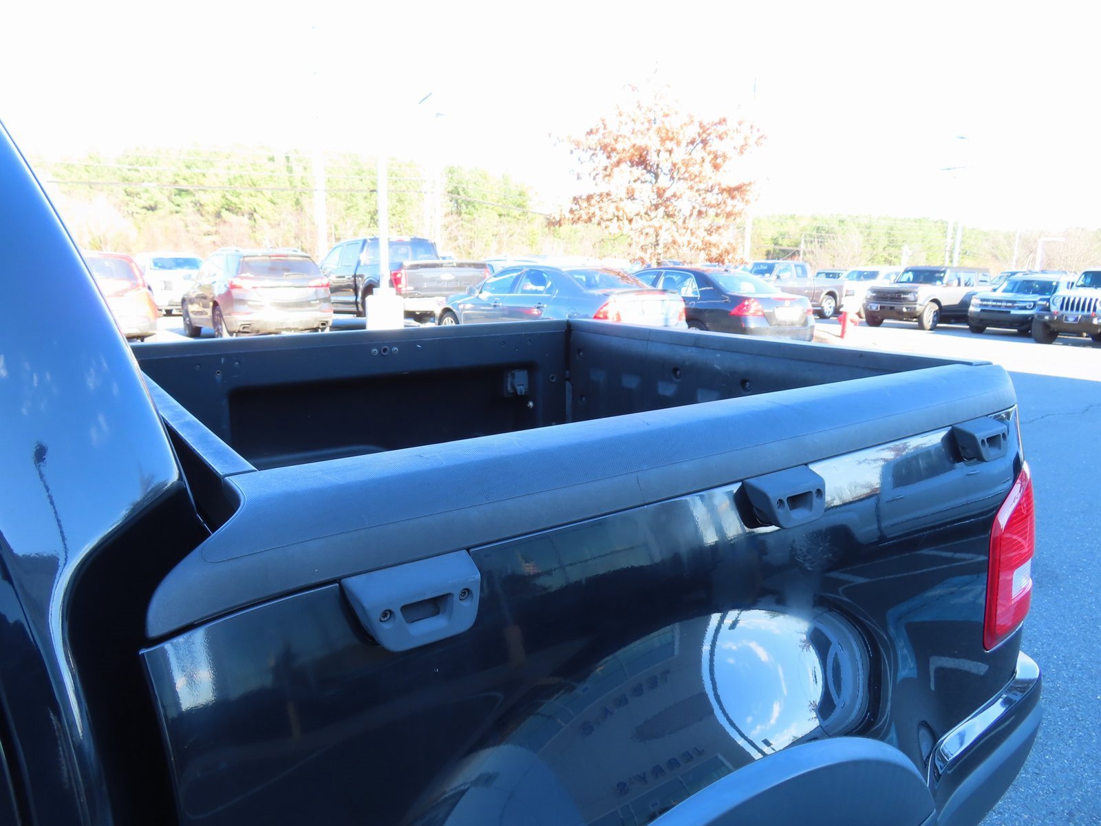 Used 2008 Ford Explorer Sport Trac XLT image 11