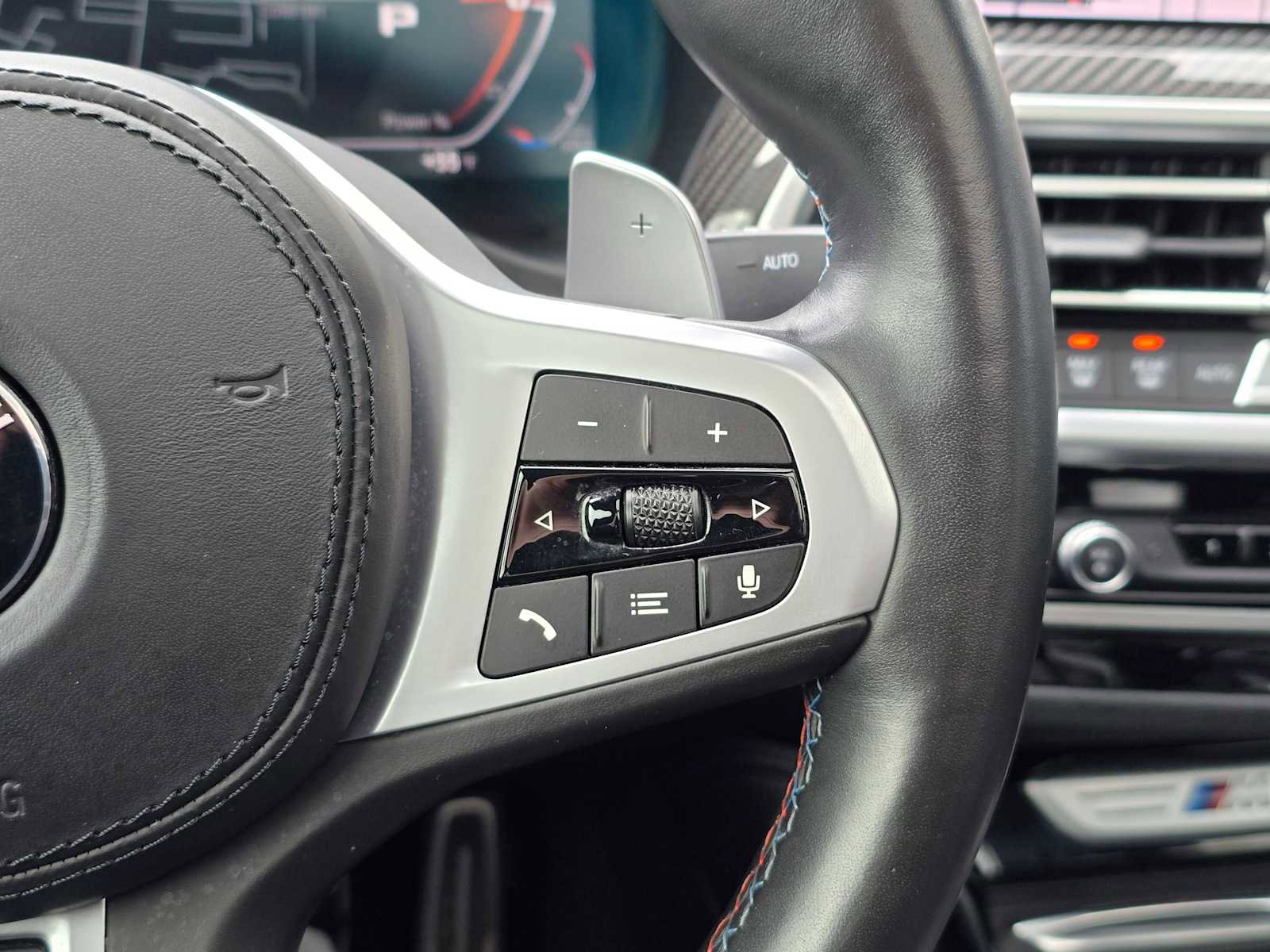 Used 2022 BMW X4 M40i w/ Premium Package image 28