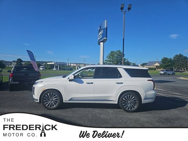 Used 2024 Hyundai Palisade Calligraphy AWD/4WD image 1