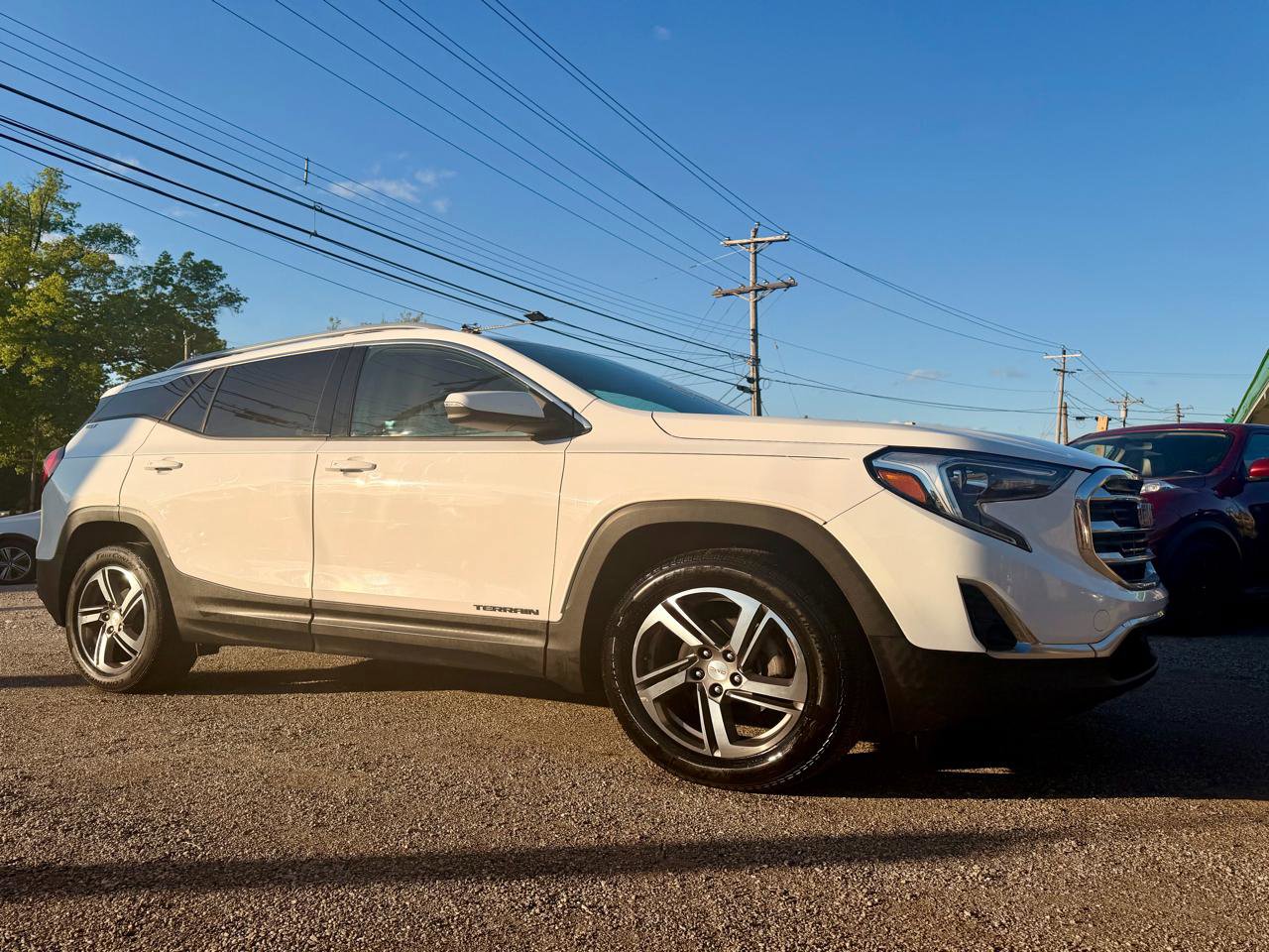 Used 2018 GMC Terrain SLT AWD/4WD image 1