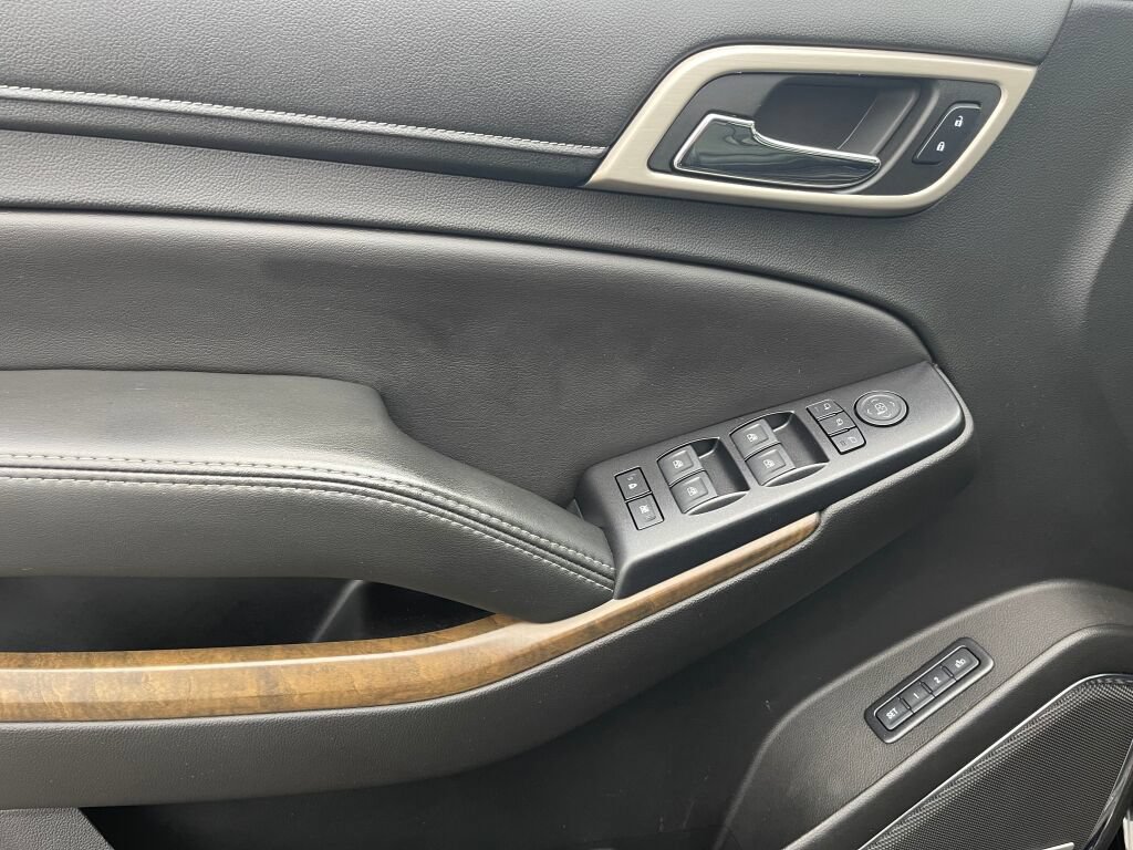 Used 2018 GMC Yukon Denali w/ Open Road Package AWD/4WD image 8