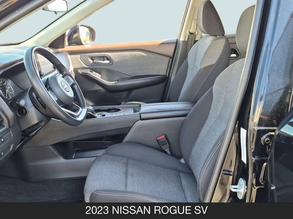 Certified 2023 Nissan Rogue SV FWD image 14