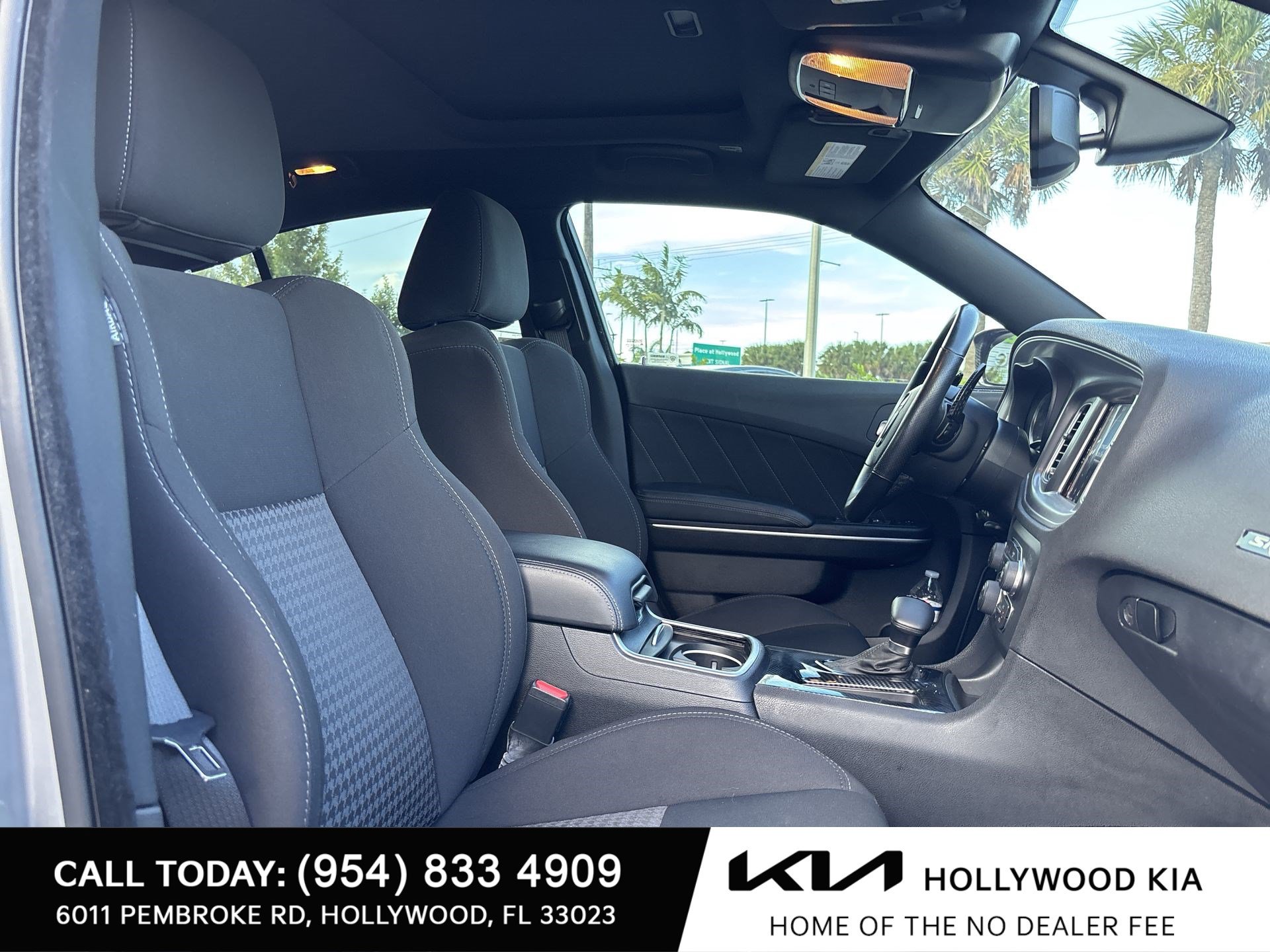 Used 2023 Dodge Charger Scat Pack w/ Navigation & Travel Group RWD image 23