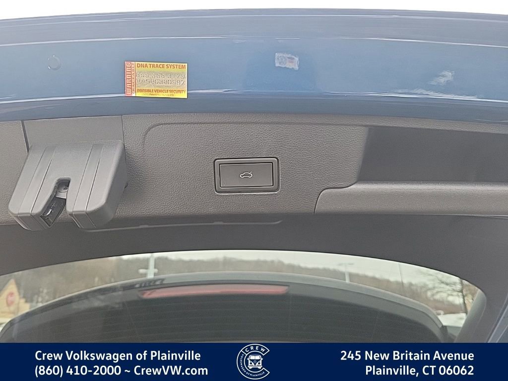 Certified 2025 Volkswagen Atlas Cross Sport SE image 54