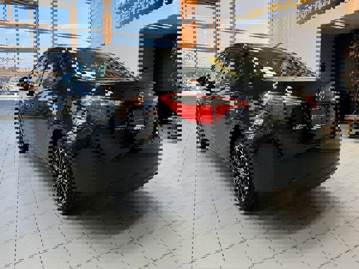 Used 2014 Toyota Corolla S image 54