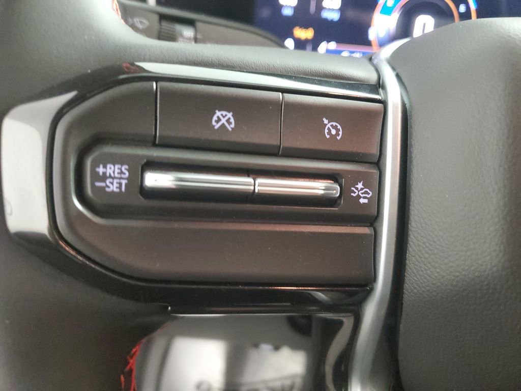 New 2026 Chevrolet Colorado Z71 w/ Technology Package AWD/4WD image 18