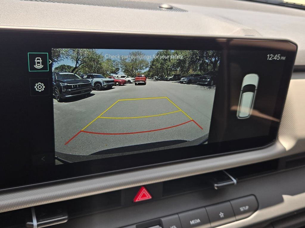 New 2027 Kia Seltos LX FWD image 10