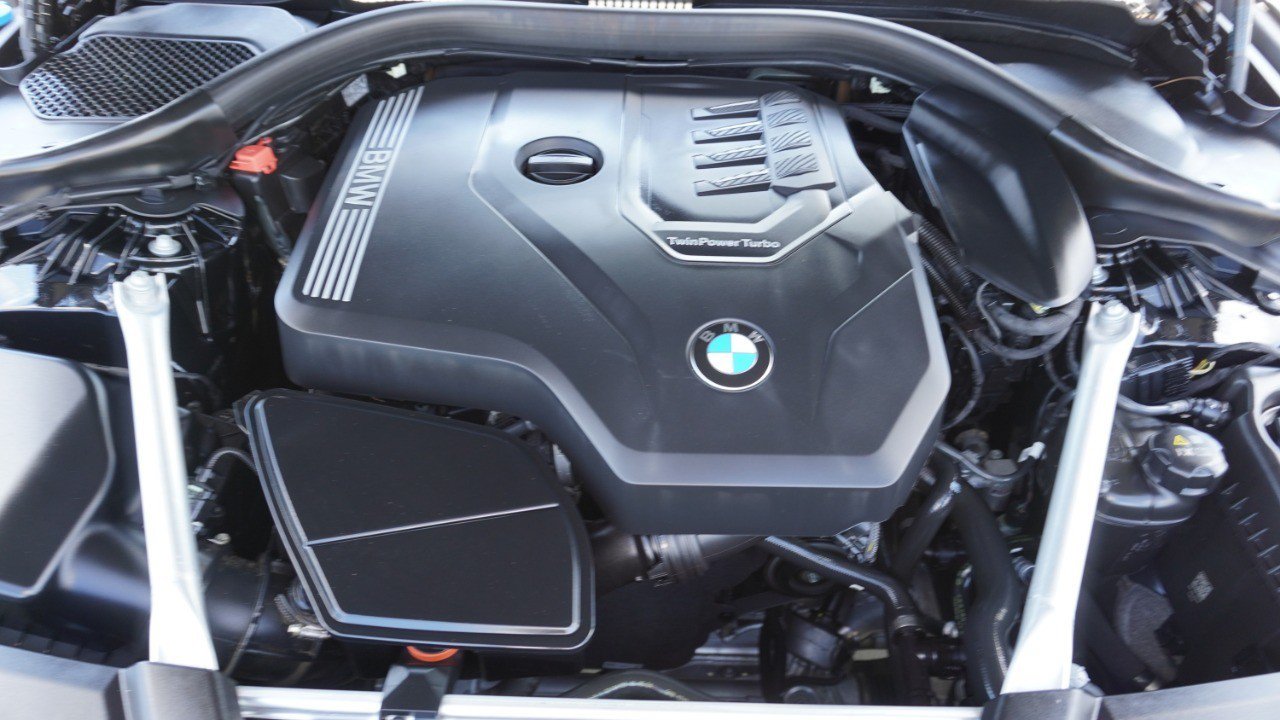 Used 2023 BMW 530i w/ M Sport Package RWD image 35