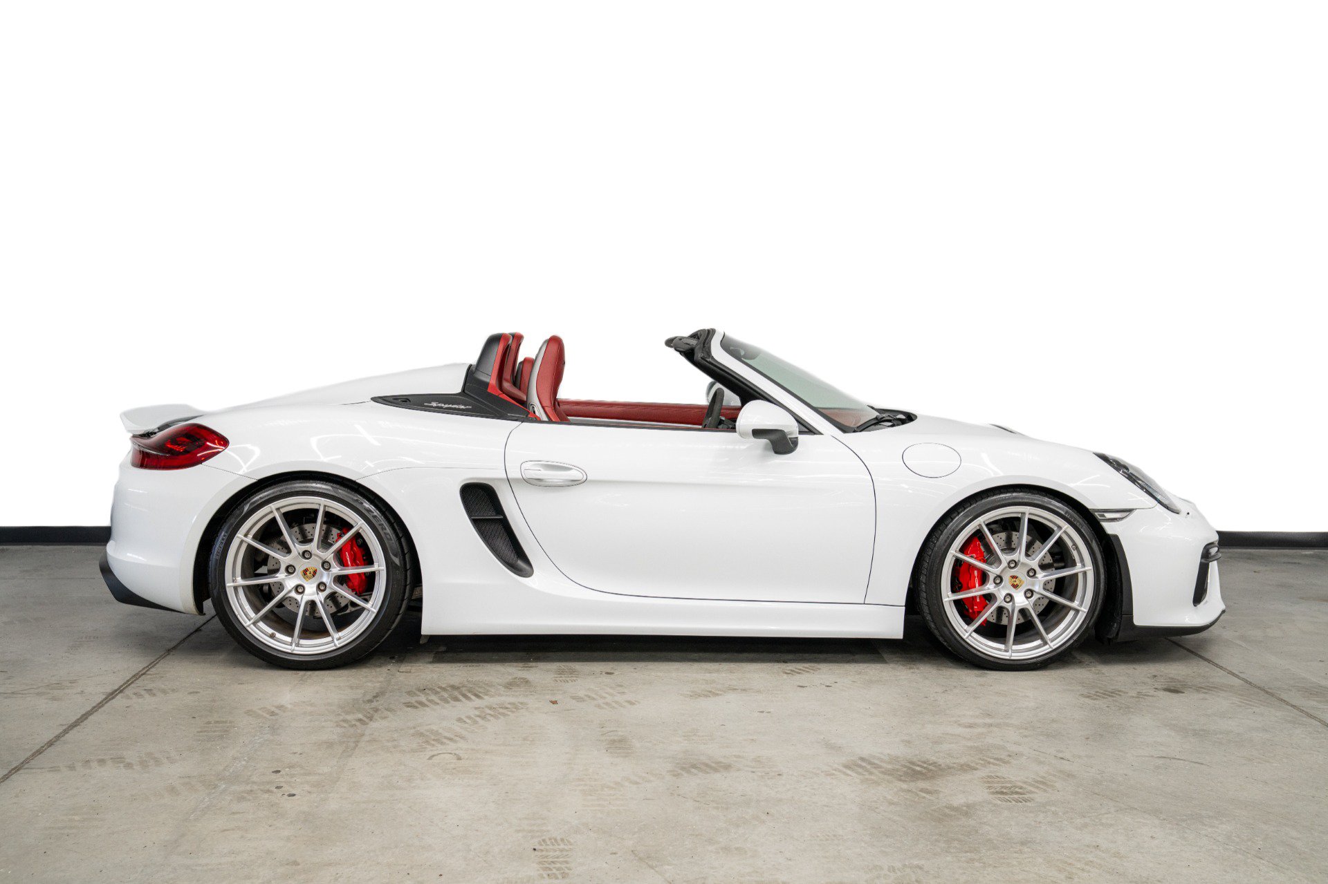 Used 2016 Porsche Boxster Spyder RWD image 48