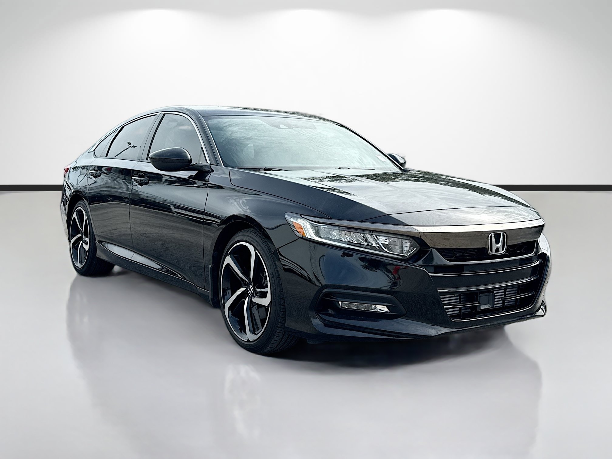 Used 2020 Honda Accord Sport image 1