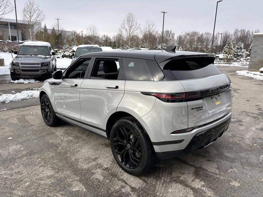 Used 2020 Land Rover Range Rover Evoque SE image 7