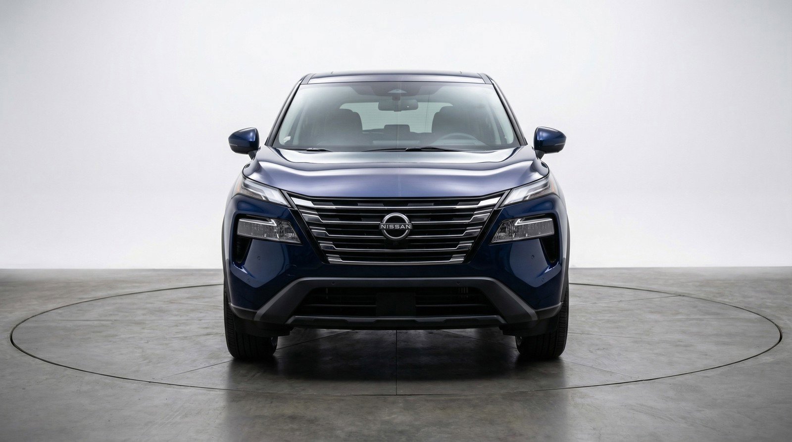 Used 2025 Nissan Rogue SV image 2