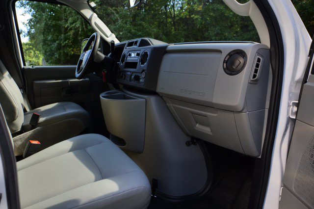 Used 2022 Ford E-350 and Econoline 350 Super Duty w/ Power Windows & Locks Group RWD image 18
