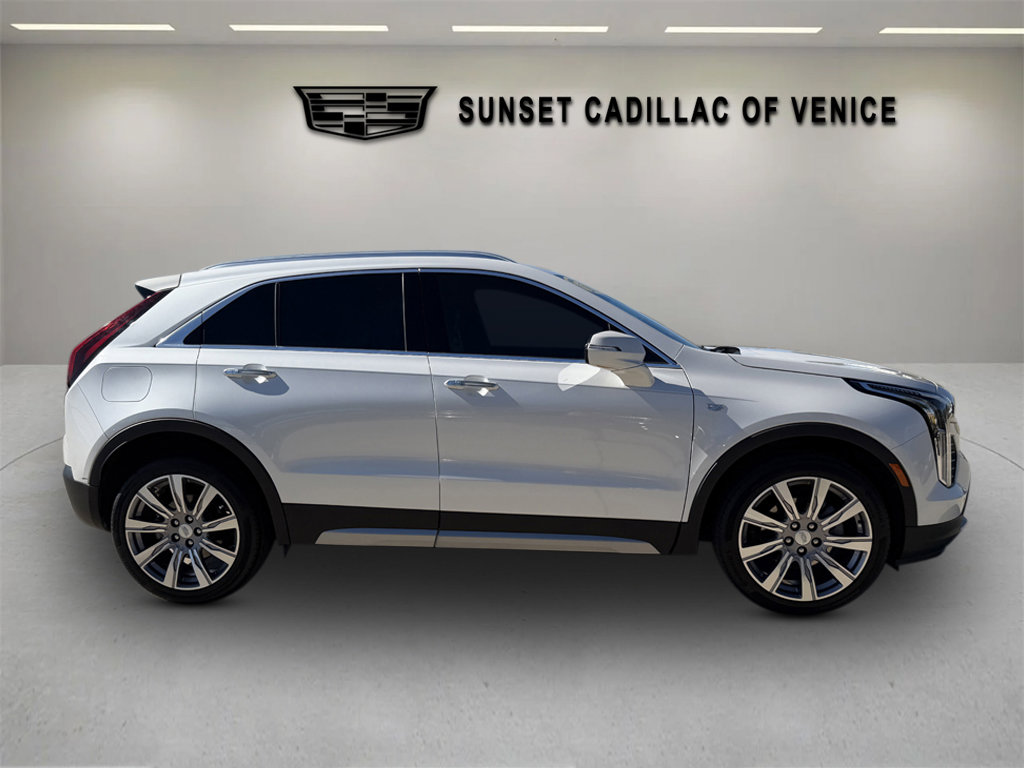 Used 2021 Cadillac XT4 Premium Luxury w/ Driver Awareness Package image 2
