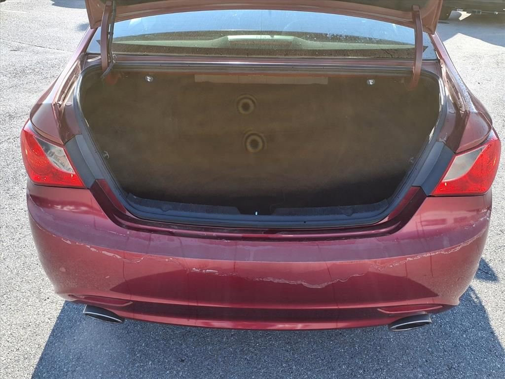 Used 2011 Hyundai Sonata SE image 13