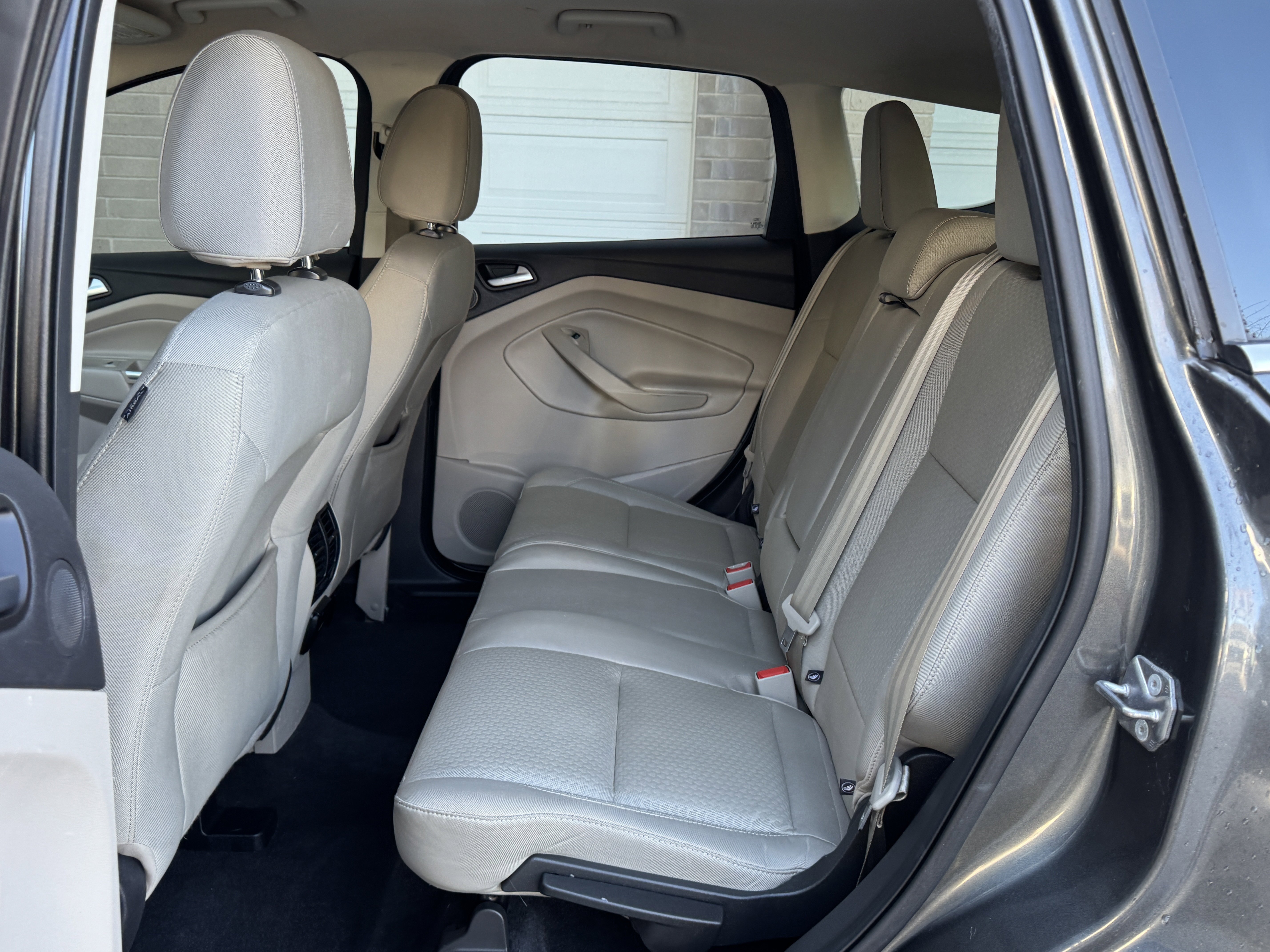 Used 2017 Ford Escape SE w/ Equipment Group 201A image 24