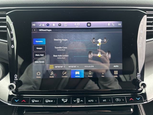 Certified 2024 Jeep Wagoneer Series II image 45