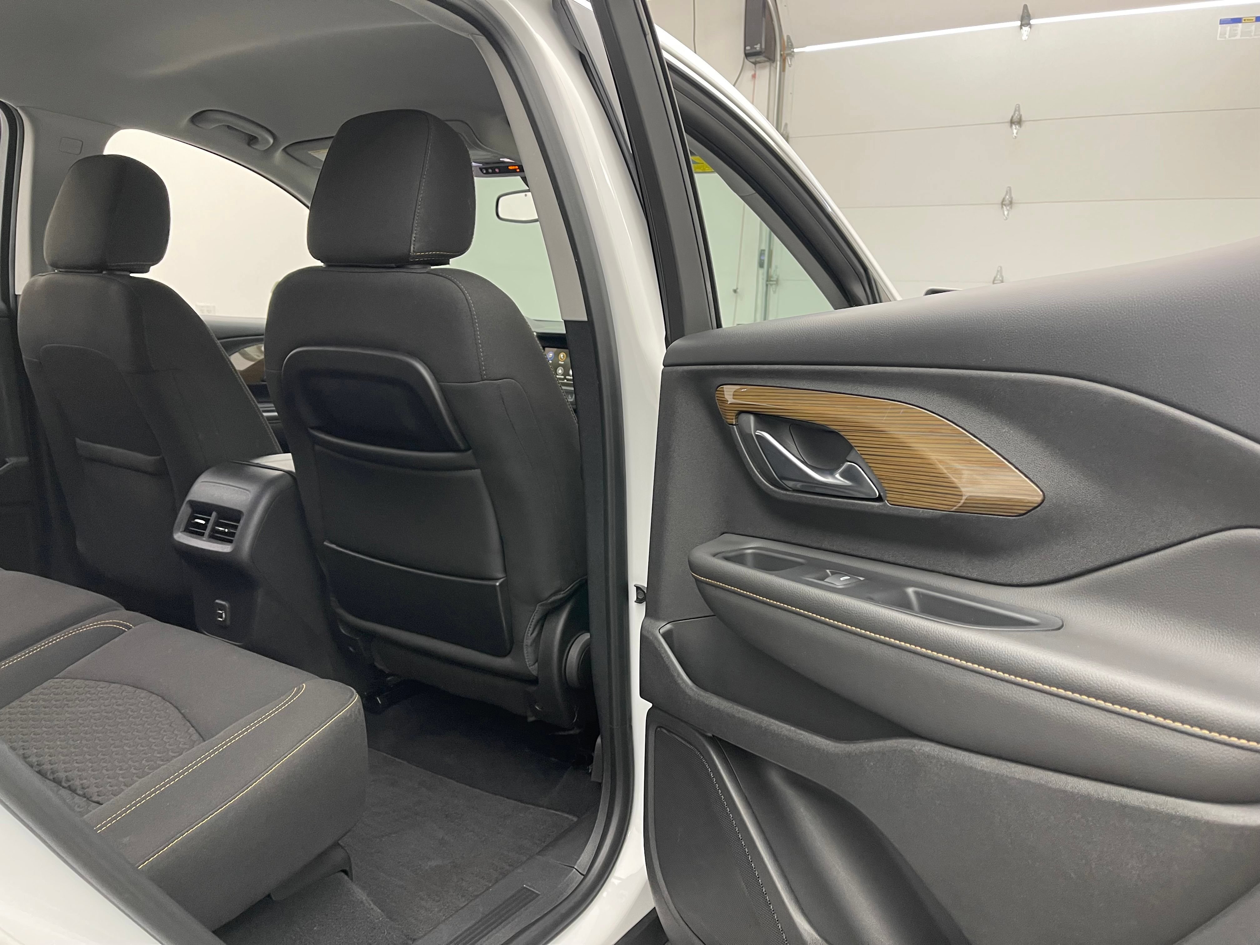 Used 2019 GMC Terrain SLE FWD image 30
