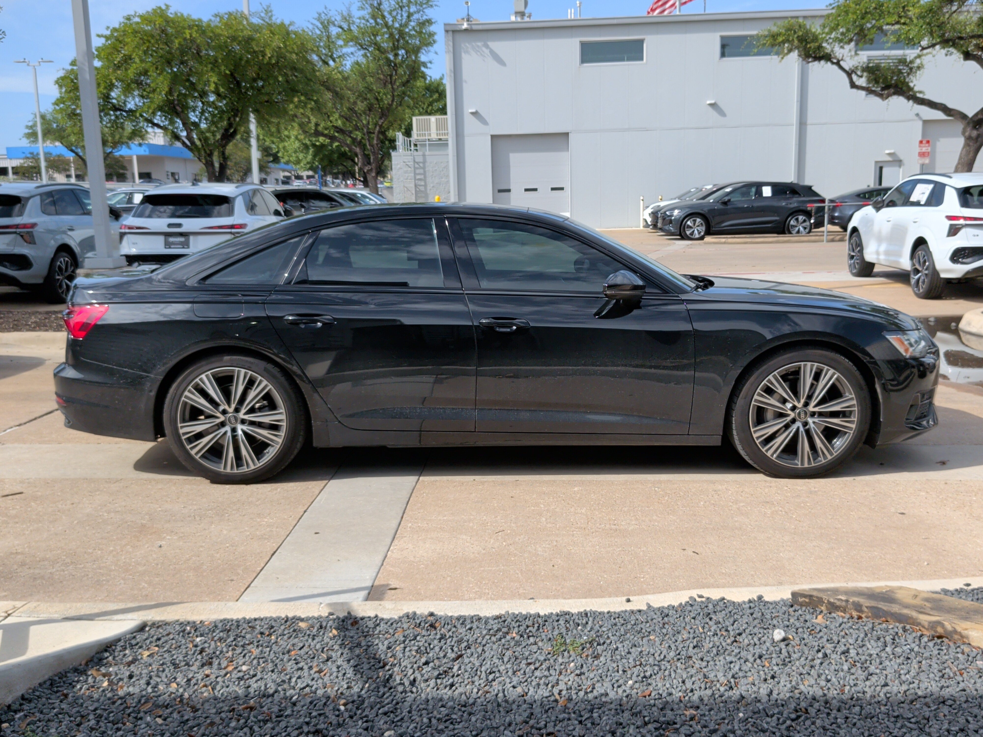 Used 2023 Audi A6 Premium Plus w/ Premium Plus Package AWD/4WD image 6
