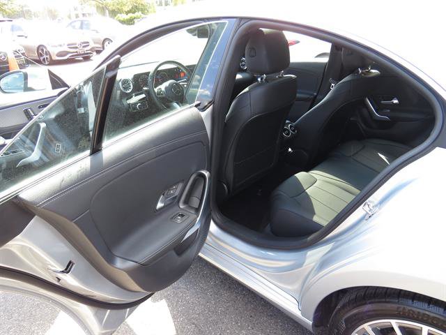 Used 2025 Mercedes-Benz CLA 250 4MATIC image 22