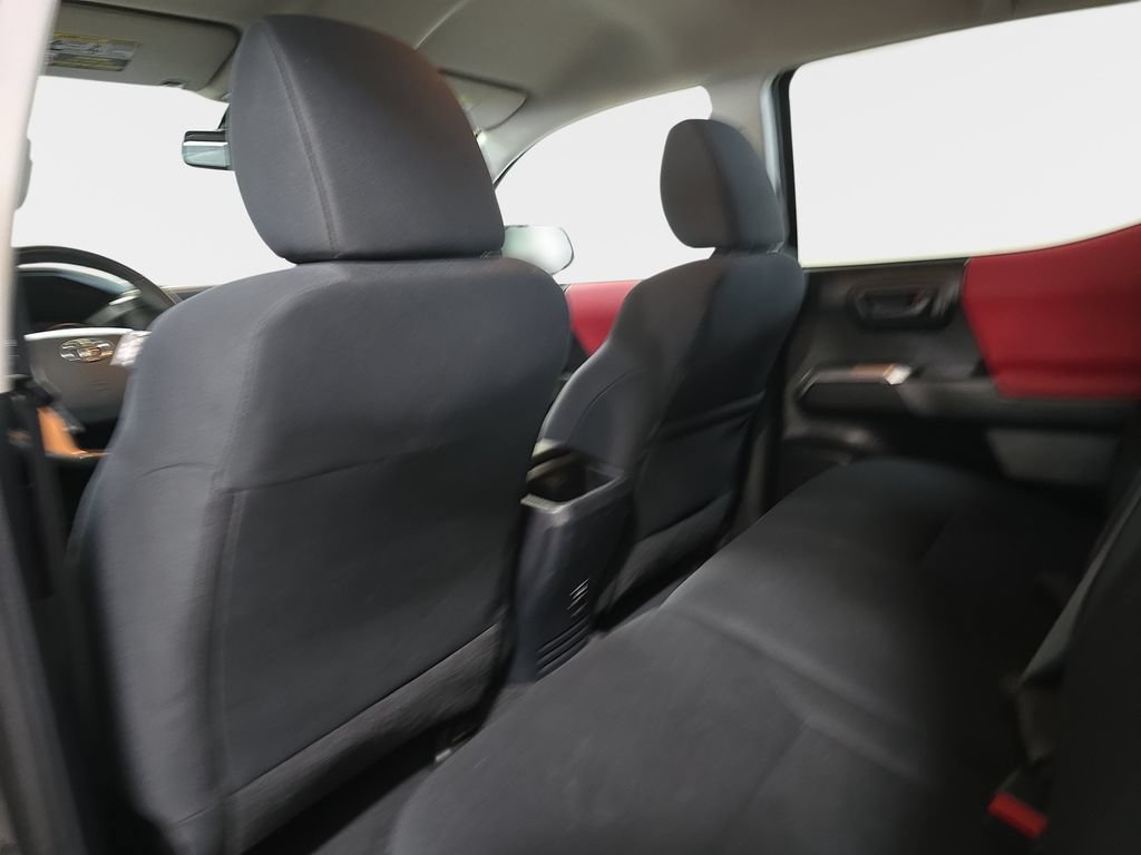 Used 2020 Toyota Tacoma SR5 RWD image 16
