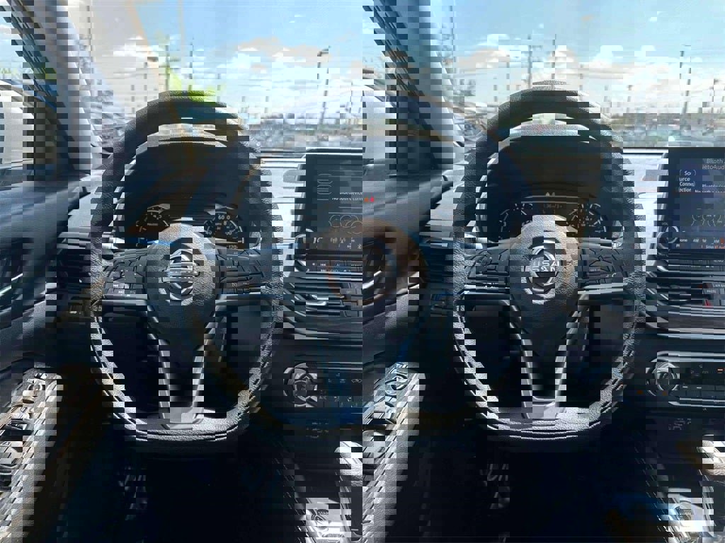 Certified 2023 Nissan Altima 2.5 SV image 14