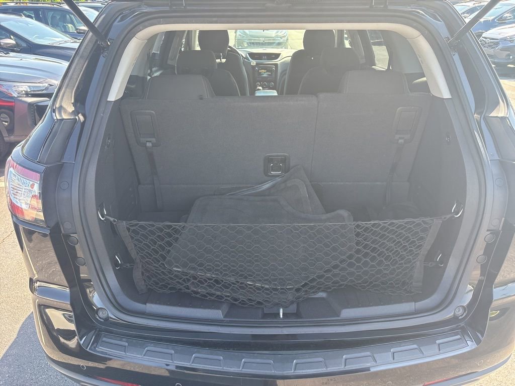 Used 2016 Chevrolet Traverse LT w/ Style and Technology Package FWD image 25