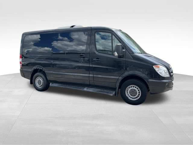 Used 2013 Mercedes-Benz Sprinter 2500 image 2