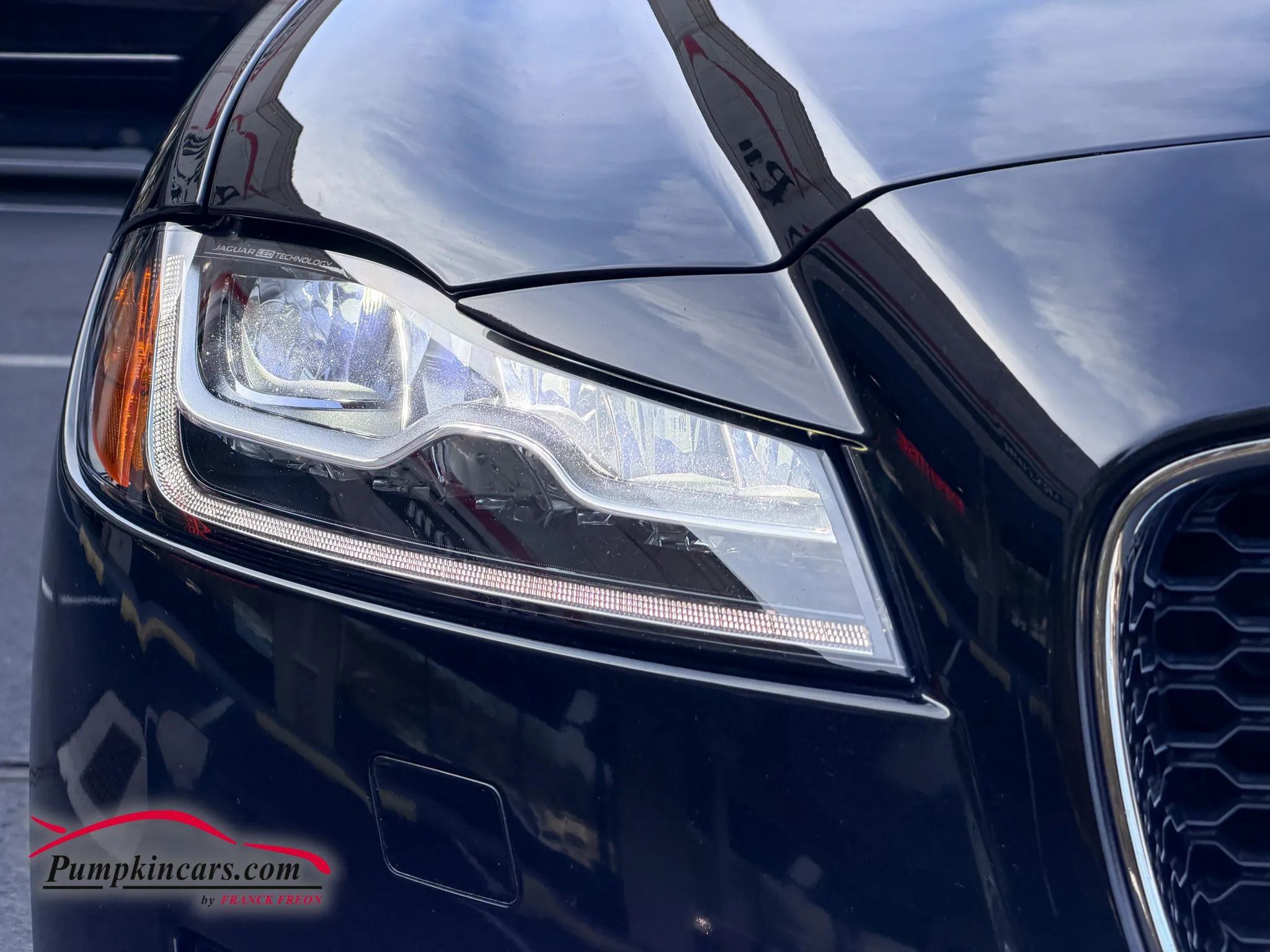 Used 2020 Jaguar XF Prestige image 43