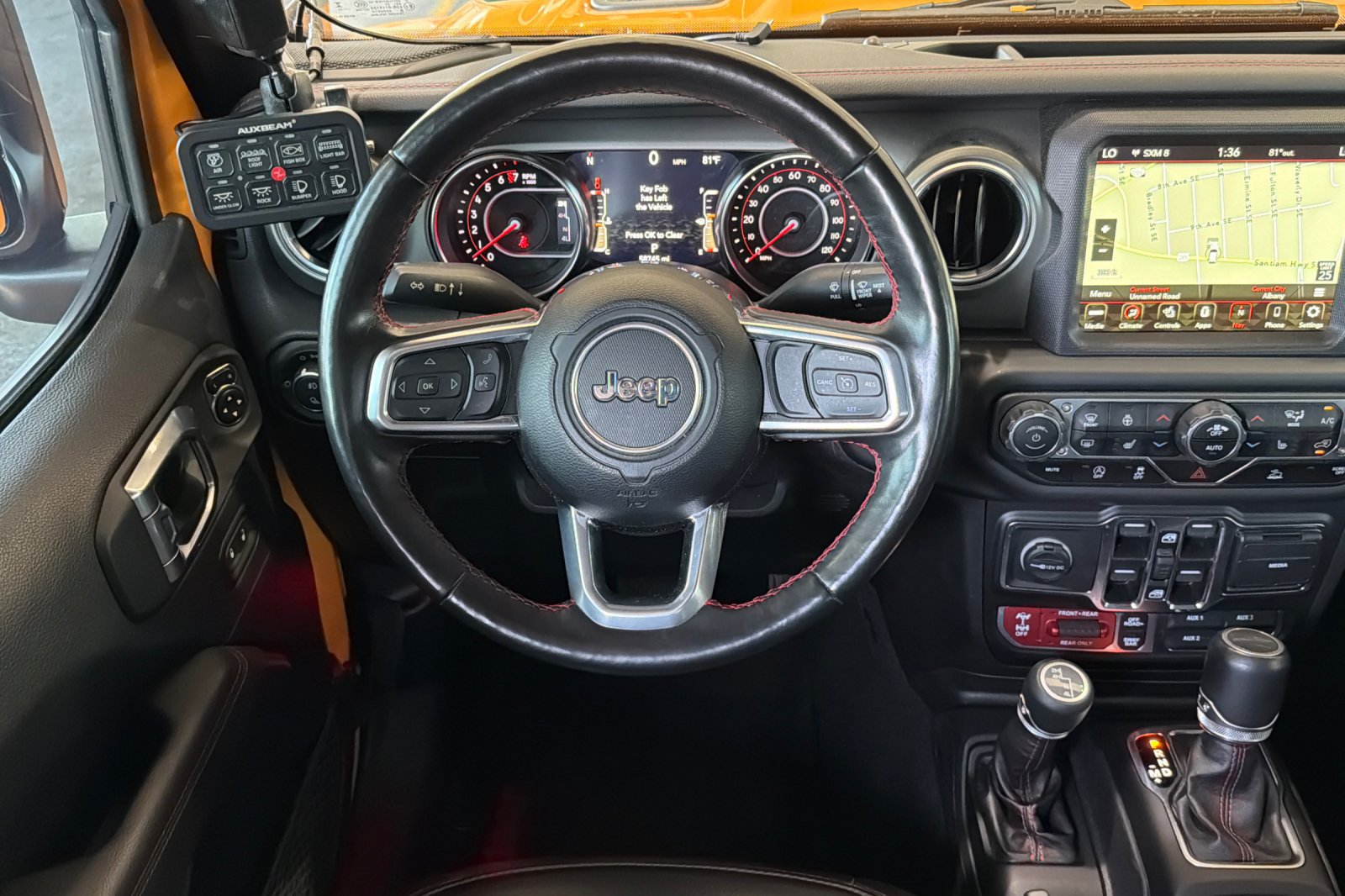 Used 2021 Jeep Gladiator Rubicon AWD/4WD image 13