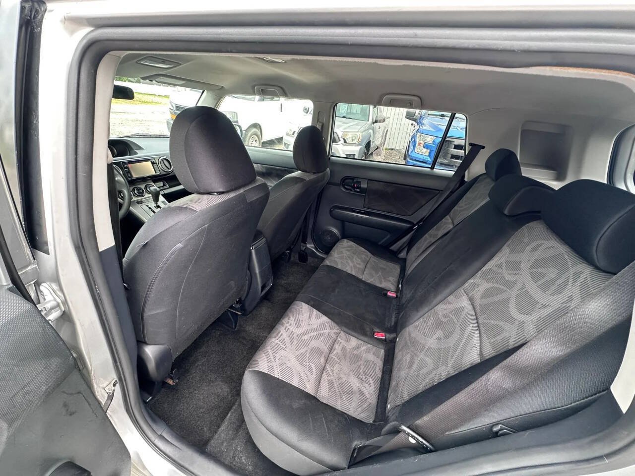 Used 2014 Scion xB FWD image 11