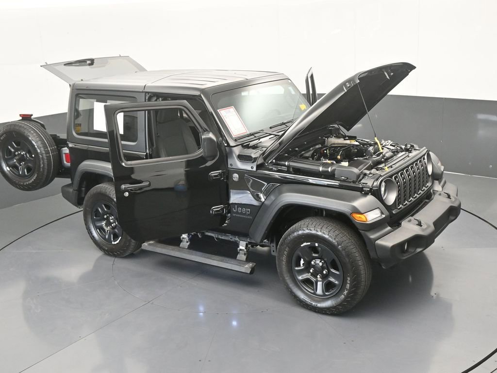 Used 2025 Jeep Wrangler Sport image 65