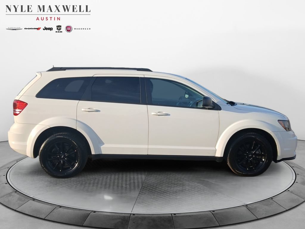 Used 2020 Dodge Journey SE w/ SE Popular Equipment Group FWD image 17